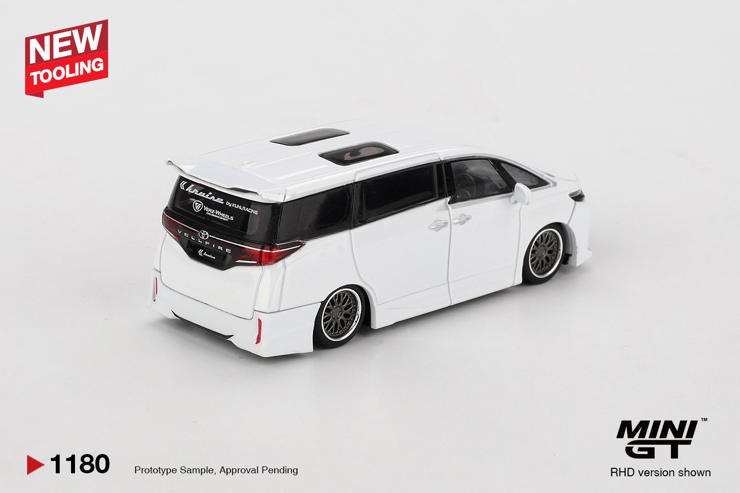 MINI GT #1180 Toyota Alphard 40 KUHL White LHD Diecast Model Car