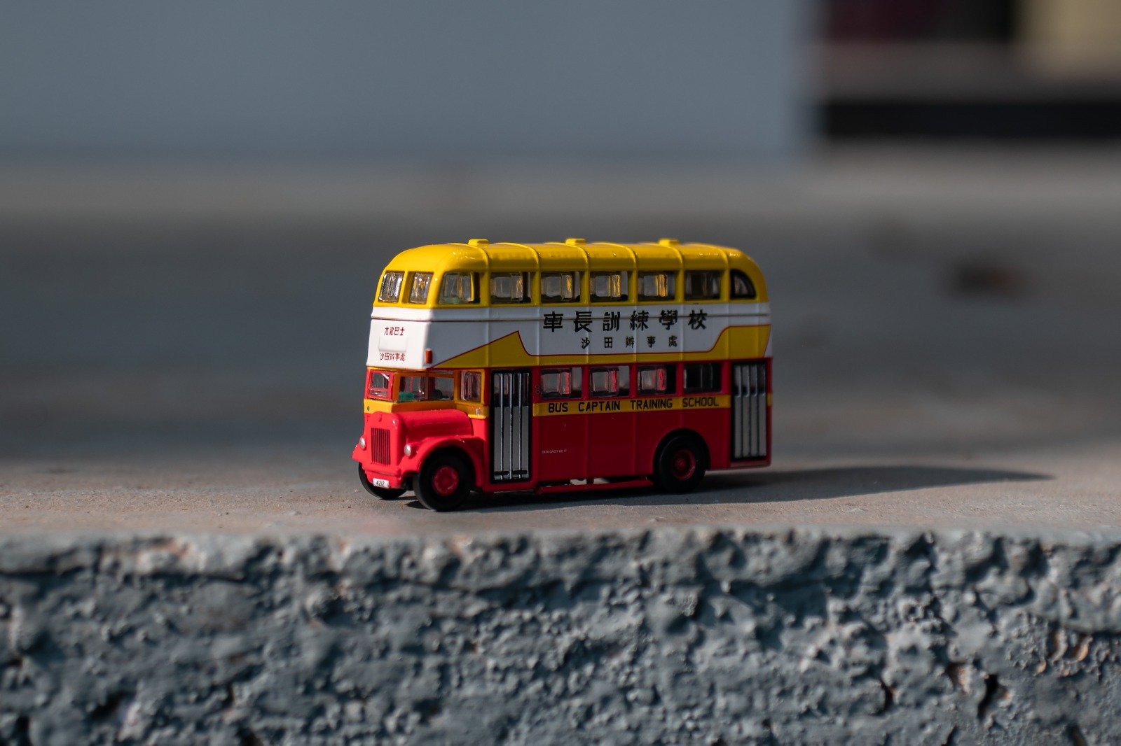 Tiny City KMB53 Die-cast 1/110 Model KMB Daimler A Bus Captain Training School