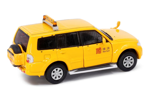 Load image into Gallery viewer, Tiny City 113 Die-cast Model Car - Mitsubishi Pajero 2015 Shun Yuen
