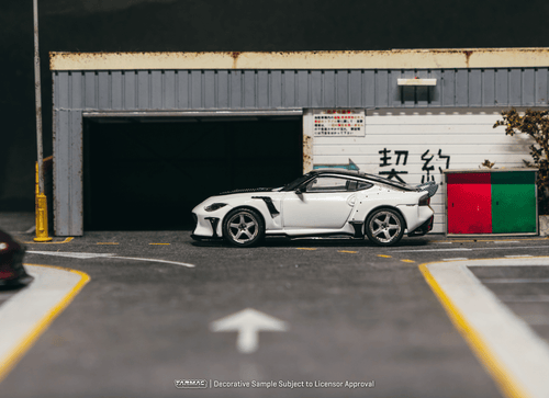 Load image into Gallery viewer, (Pre-order) Tarmac Works 1/64 Nissan VeilSide FFZ400 Fairlady Z White
