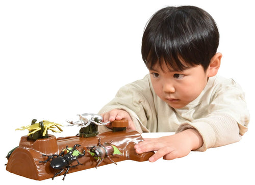 Load image into Gallery viewer, Takara Tomy Ania Insect Battle Stage Playset with 2 figures
