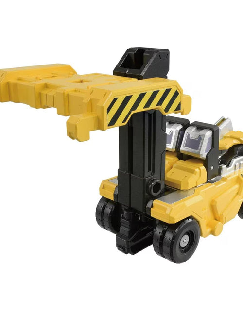 Load image into Gallery viewer, Takara Tomy Plarail Deformation Robot SHINKALION CW E6 Komachi Top Lifter Form
