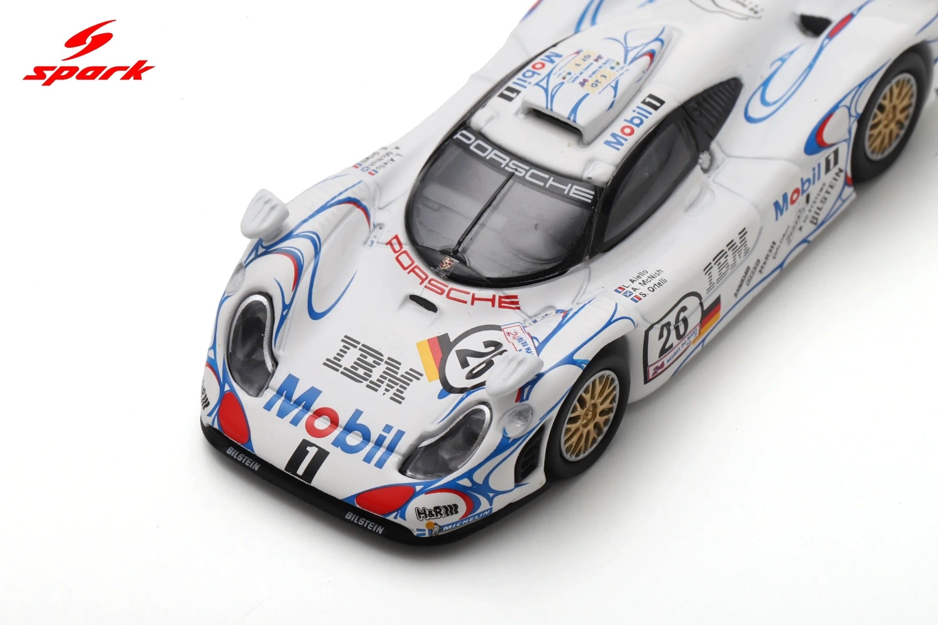 (Pre-order) Spark Porsche 911 GT1 No.26 Winner Le Mans 24H 1998 Diecast Model