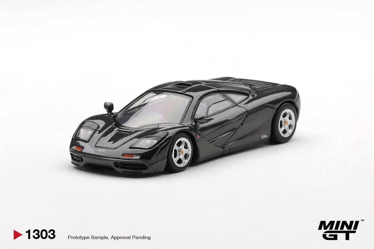 (Pre-order) Mini GT #1303 McLaren F1 Blue Black Metallic LHD Diecast Model Car