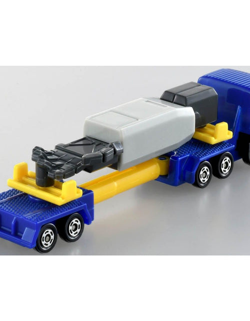 Load image into Gallery viewer, Takara tomy Tomica #140 Mitsubishi Fuso Super Great Pole Trailer Model Toy Car
