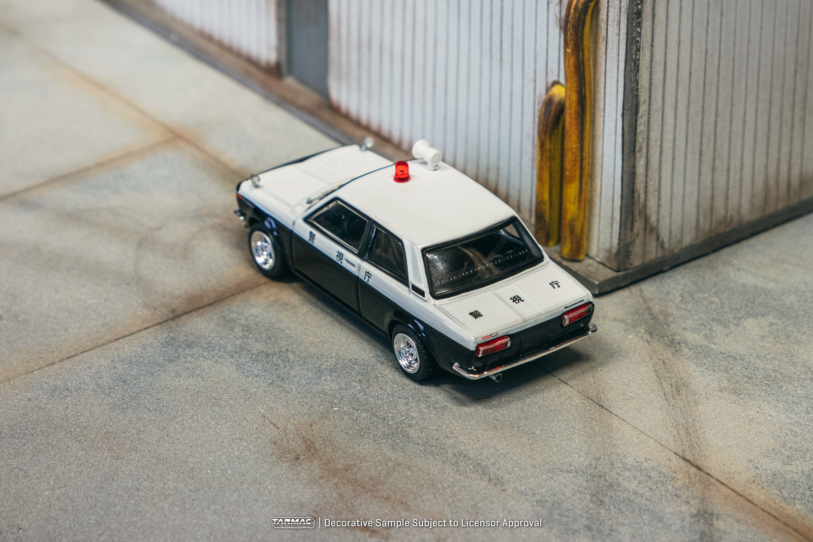 Tarmac Works 1/64 Datsun 510  Police Car Diecast Model Car