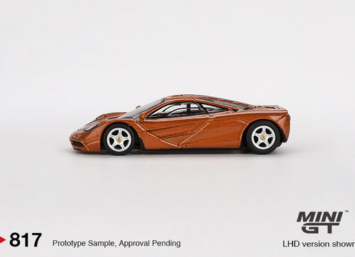Load image into Gallery viewer, Mini GT #817 1/64 McLaren F1 Yquem Diecast Model Car
