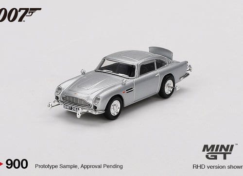 Load image into Gallery viewer, Mini GT #900 1/64 007 Aston Martin DB5 Goldfinger with Poster Cards
