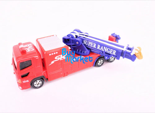 Load image into Gallery viewer, Takara Tomy Tomica 132 Yokohama Fire Bureau Super Ranger Mobility Towing diecast
