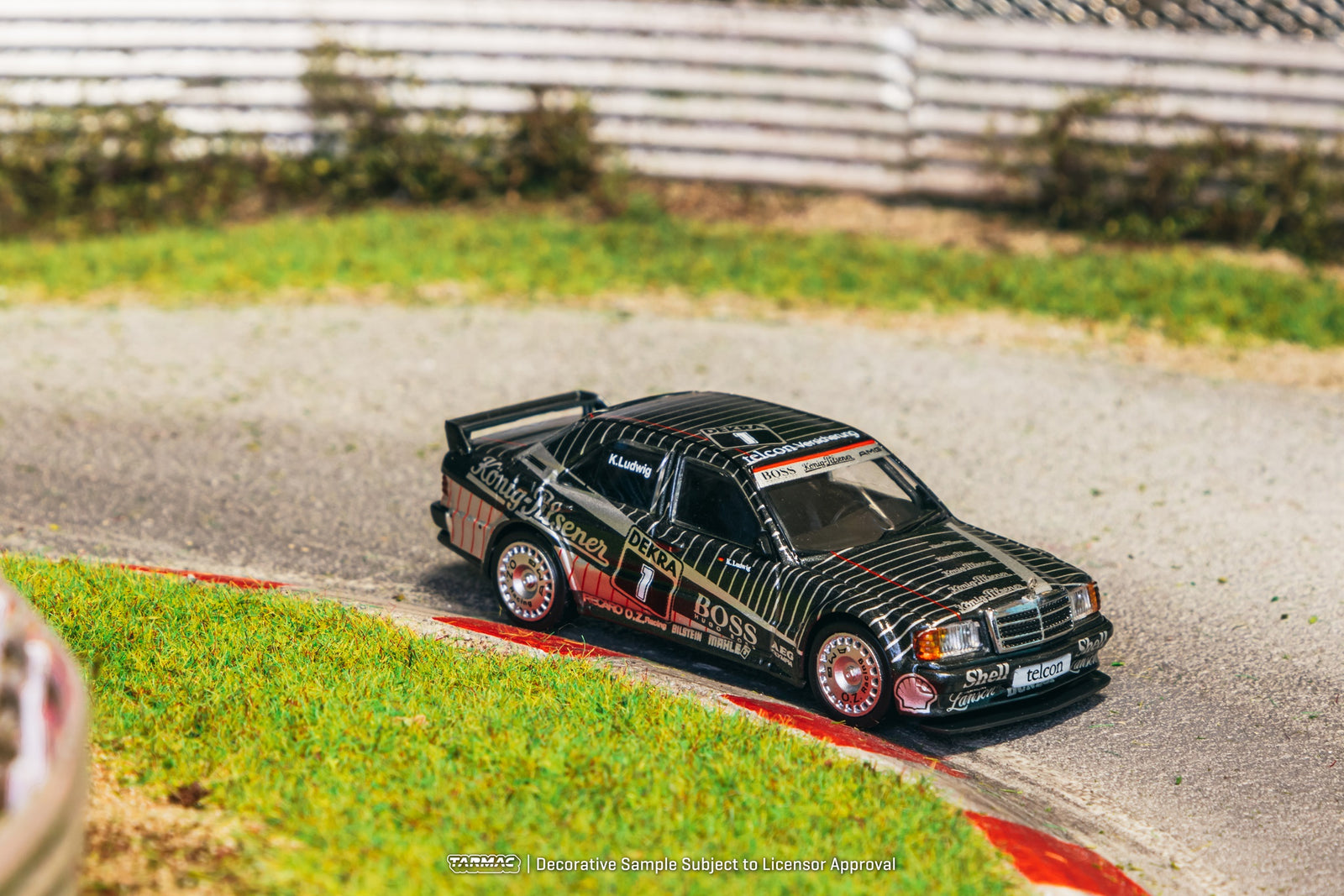 Tarmac Works 1/64 Mercedes-Benz 190 E 2.5-16 EVO 1 DTM 1989 Klaus