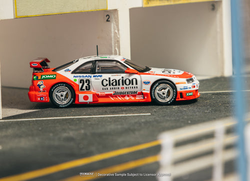 Load image into Gallery viewer, Tarmac Works Nissan NISMO GT-R LM 24h of Le Mans 1995 Presentation
