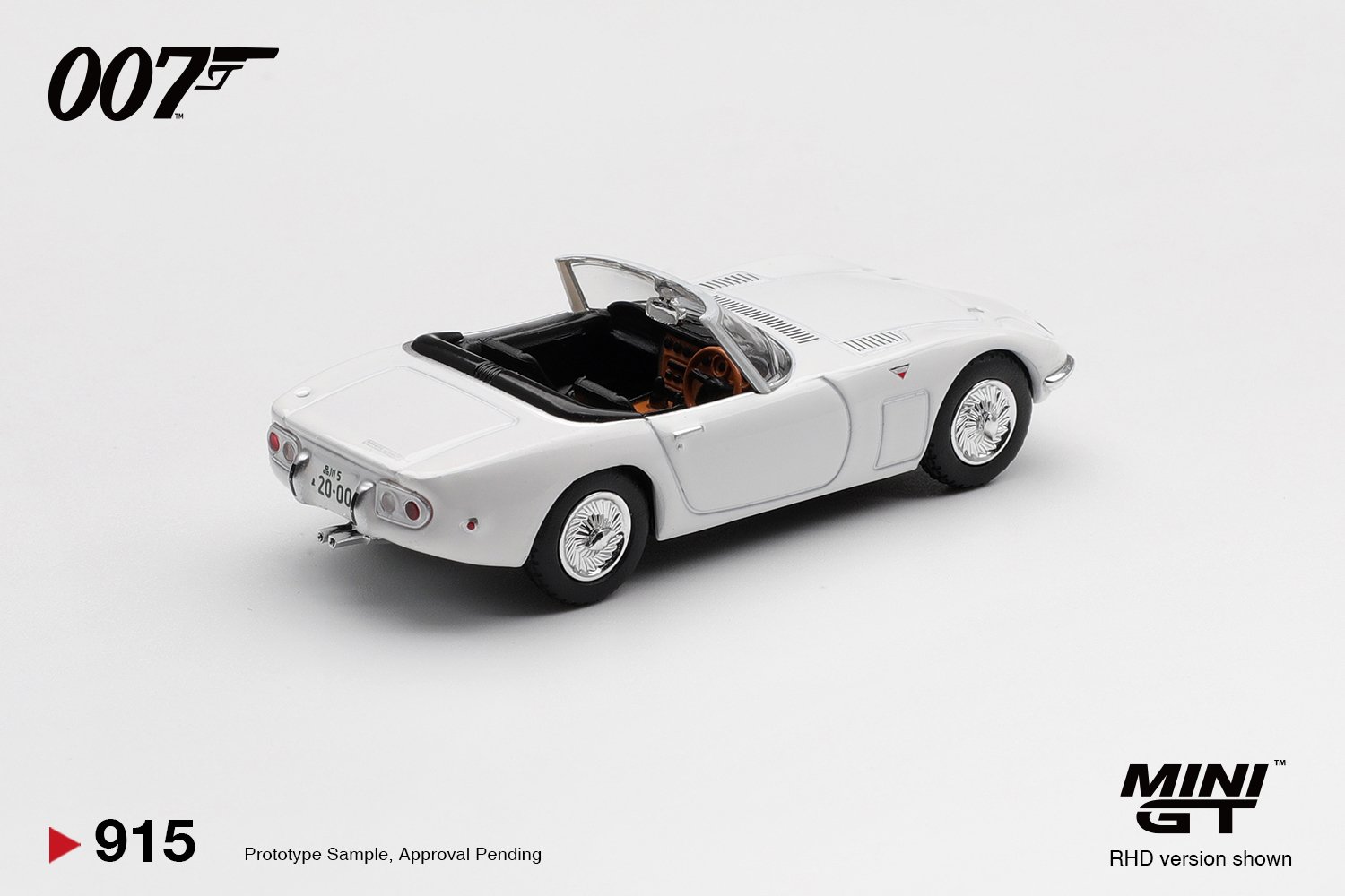 Mini GT #915 Toyota 2000GT Roadster "You Only Live Twice" English