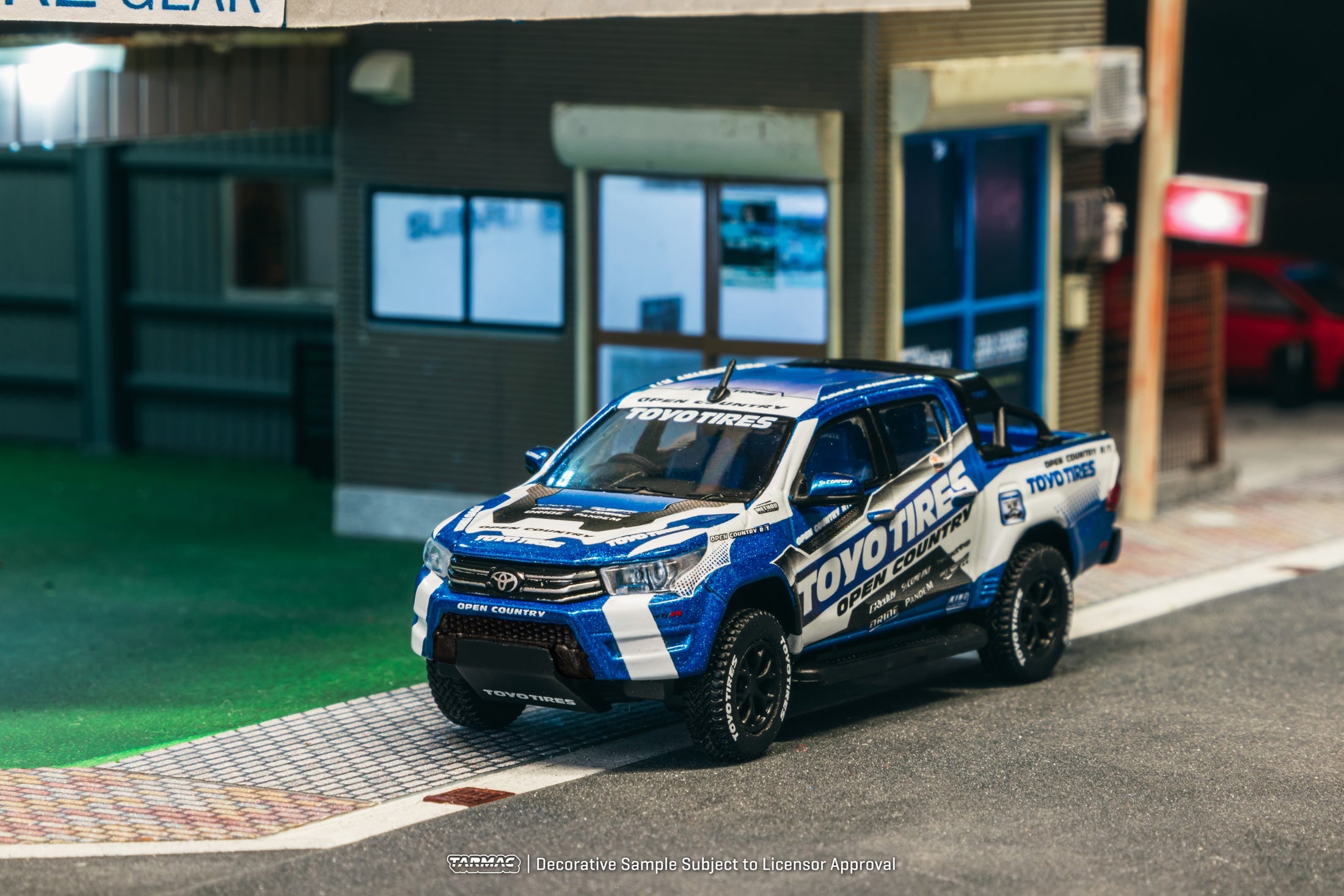 Tarmac Works 1/64 Toyota Hilux  Toyo Tires Diecast model car