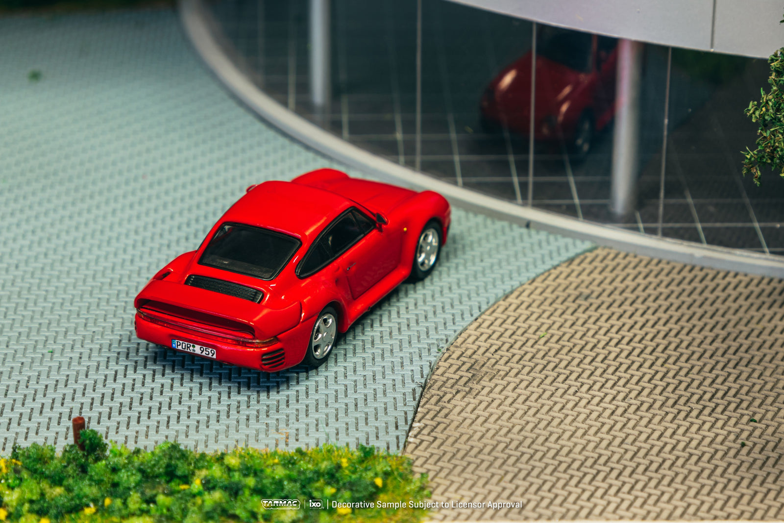 Tarmac Works 1/64 Porsche 959 Red Diecast Model Car