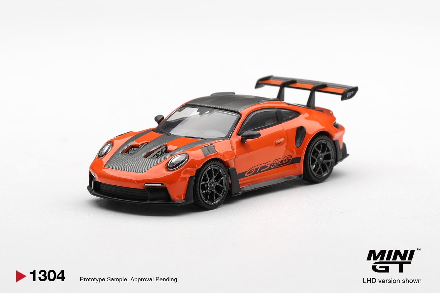 (Pre-order) Mini GT #1304 Porsche 911 (992) GT3 RS Weissach Gulf Orange LHD