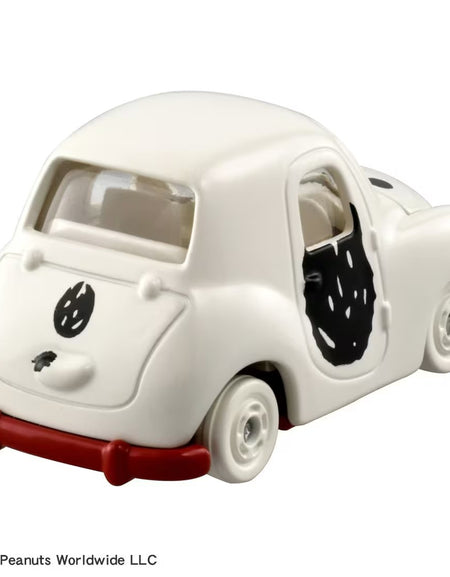 Takara Tomy Dream Tomica No.153 Snoopy Car II Diecast Model Car