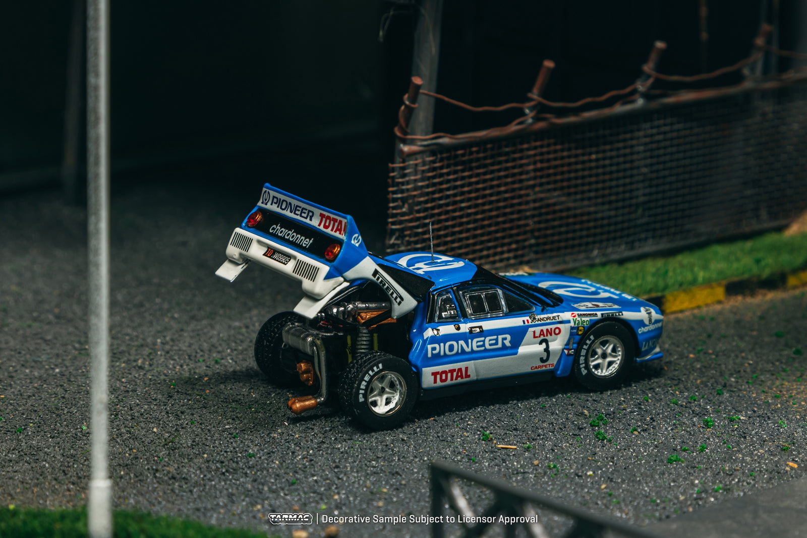 Tarmac Works 1/64 Lancia 037 Rally Ypres 24 Hours Rally 1983 Model
