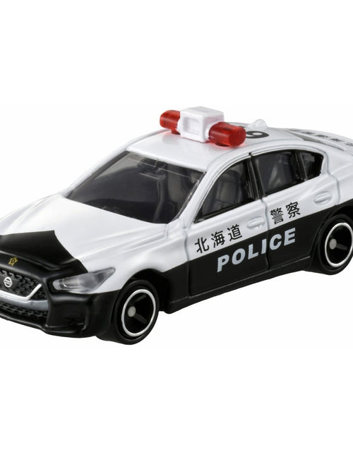 Load image into Gallery viewer, Takara Tomy Tomica 1/64 Diecast Model Car No.33 No.33 Nissan Skyline Police Car
