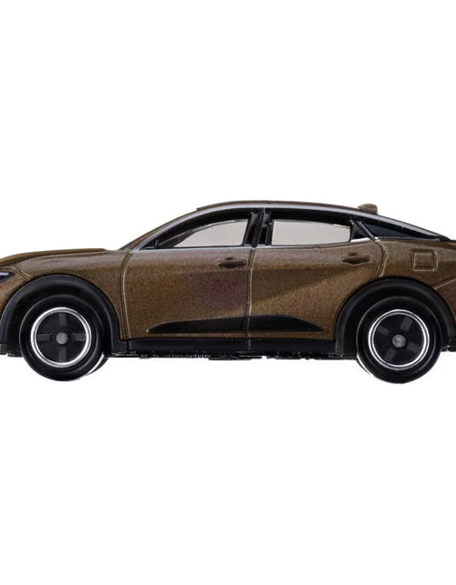 Load image into Gallery viewer, Takara Tomy Tomica #72 1/65 Toyota Crown Diecast Toys Car
