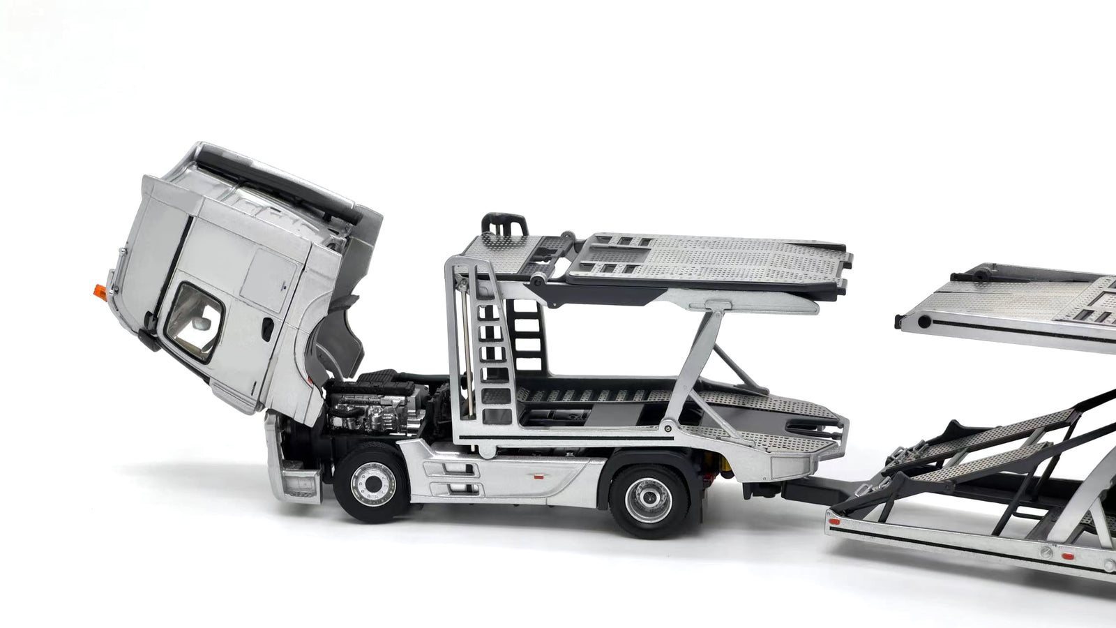(In Stock) Tiny City - Mercedes-Benz Actros MP5 Transporter (Silver) Model car