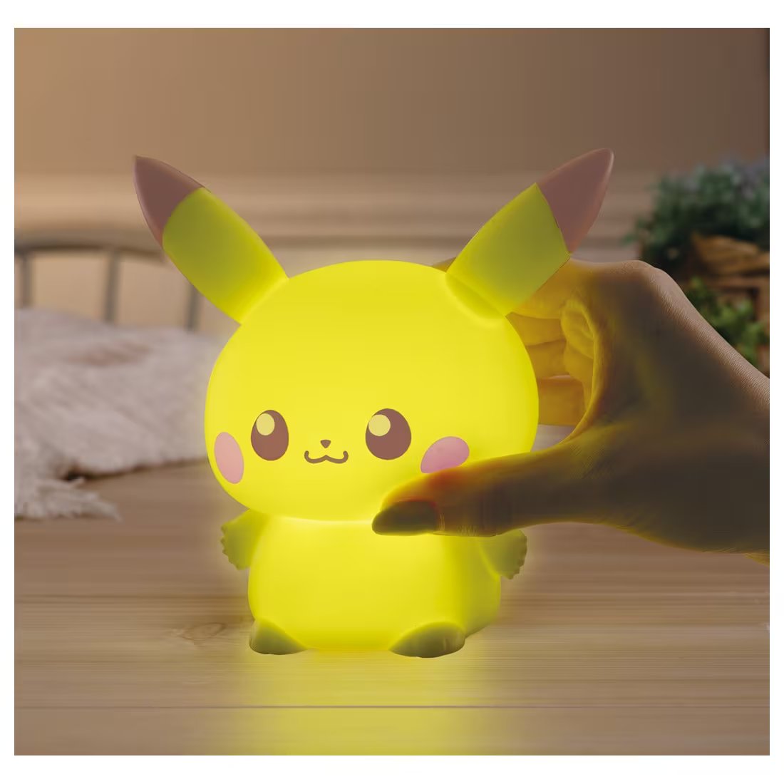 Takara Tomy Pokemon PokePiece Pokepeace Puni Kyun Light Pikachu
