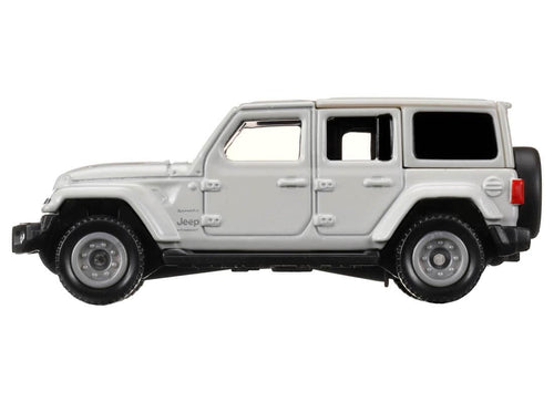 Load image into Gallery viewer, Takara Tomy Tomica #72 1/65 Jeep Wrangler Diecast Toys Car
