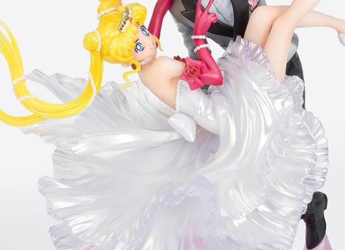 Load image into Gallery viewer, Bandai Figuarts ZERO Chouette Tamashii Figure USAGI &amp; TUXEDO MASK Moonlight Glow
