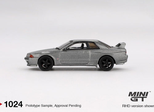 Load image into Gallery viewer, Mini GT #1024 Nissan Skyline GT-R NISMO BNR32 CRS Version Dark Gary
