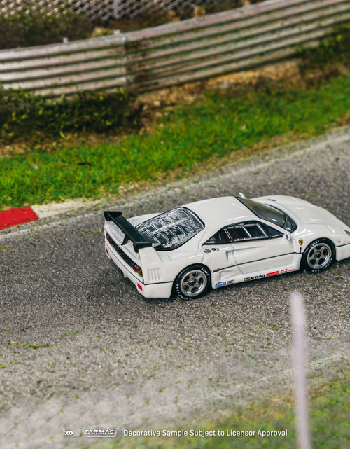 Load image into Gallery viewer, Tarmac Works 1/64 Ferrari F40 Lightweight White Diecast Model Car
